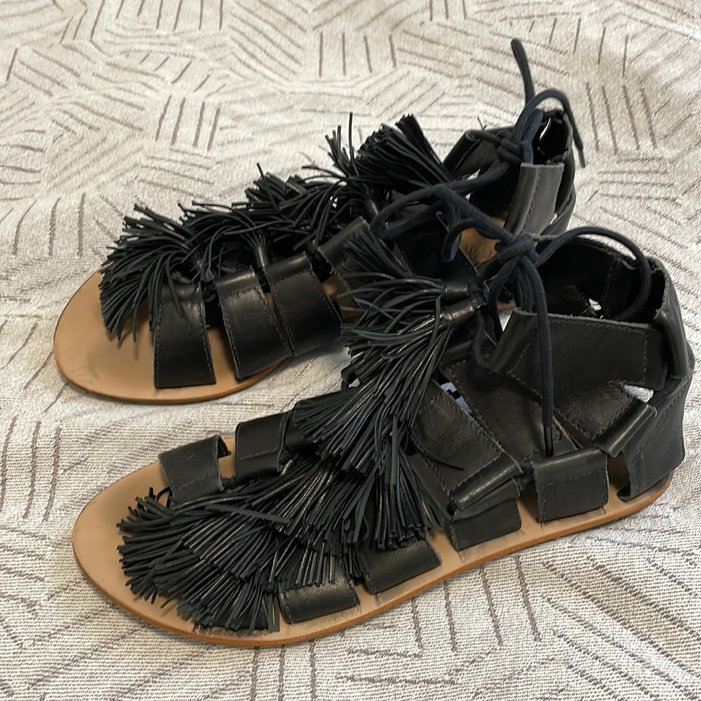 Loeffer Randall Tassel Sandals Size 6
